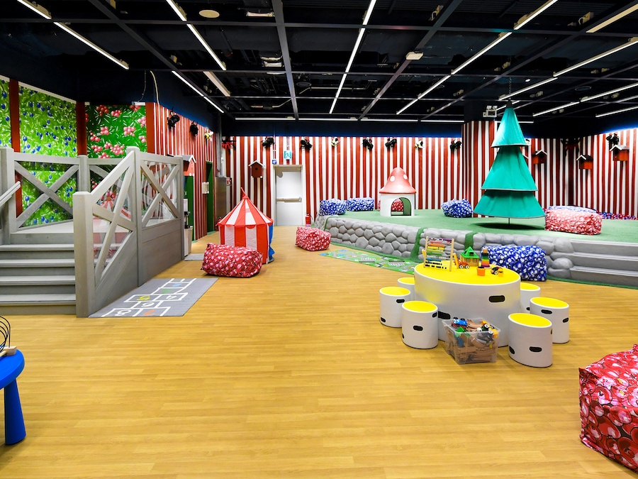 IKEA Småland: Free indoor play area for shoppers and kids in Düsseldorf