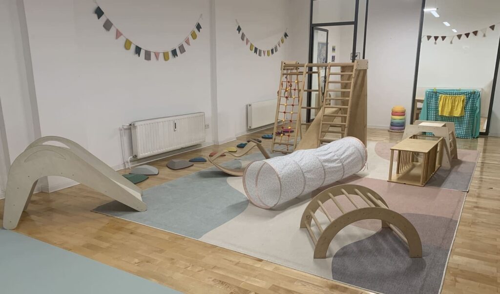 Montessori Family Center's space where children can practice Montessori-friendly gymnastics in Düsseldorf