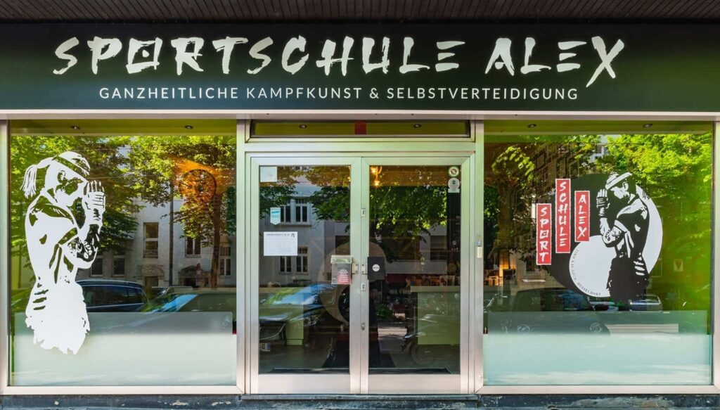 The entrance to Sportschule Alex – Taekwondo, Kung Fu, Kickboxing & More Martial Arts for Kids in Düsseldorf