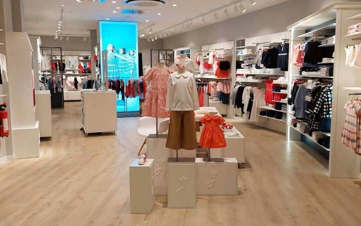 Jacadi is a high-end French brand offering elegant, timeless clothing, shoes, and accessories for babies, toddlers, and children up to 12 years old in Dusseldorf
