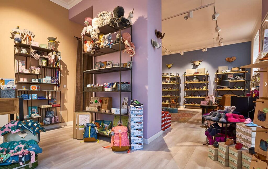 Lolle und Bolle is a specialty children’s store offering a wide range of shoes, accessories in Dusseldorf