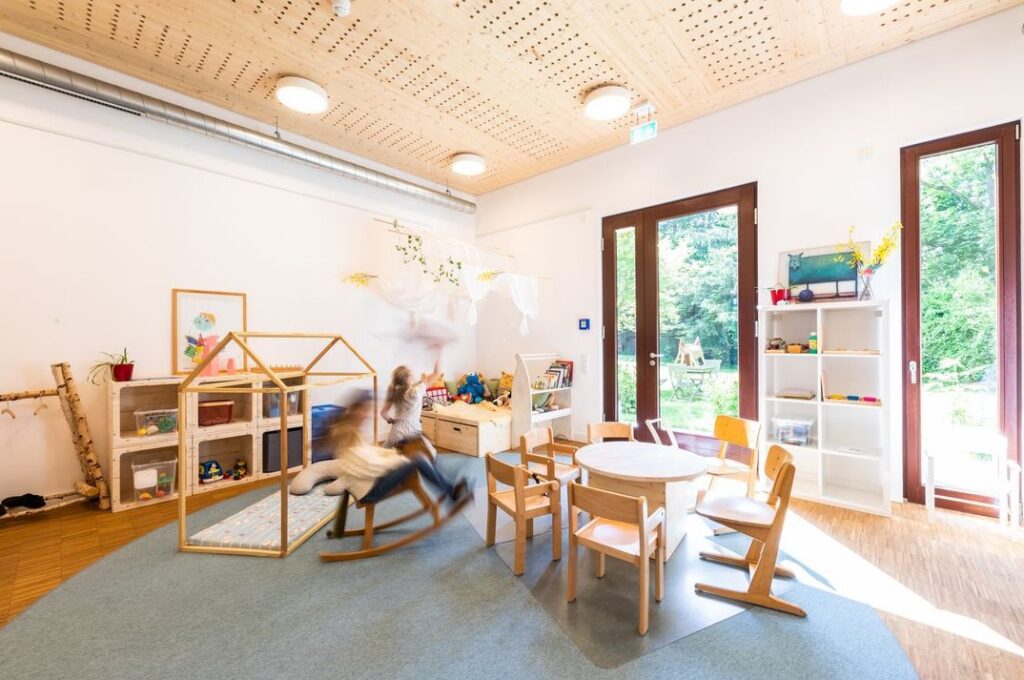 Kiwifalter: inside the workspace for parents, kids-space for children 